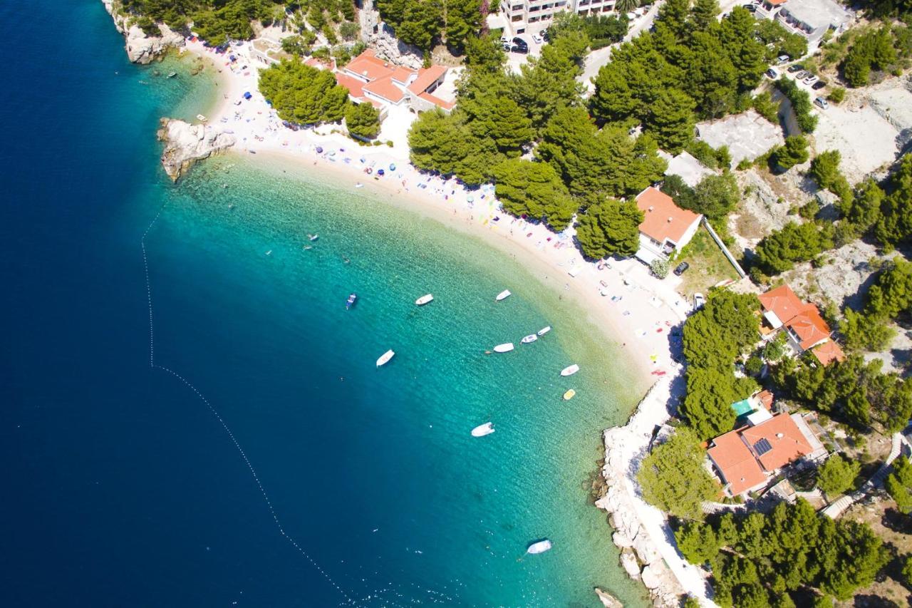 Apartments by the sea Brela, Makarska - 16065 Exteriör bild