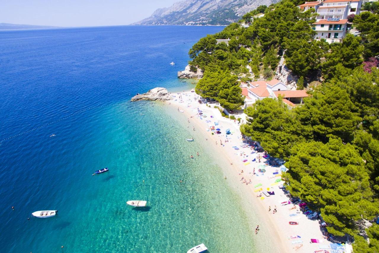 Apartments by the sea Brela, Makarska - 16065 Exteriör bild